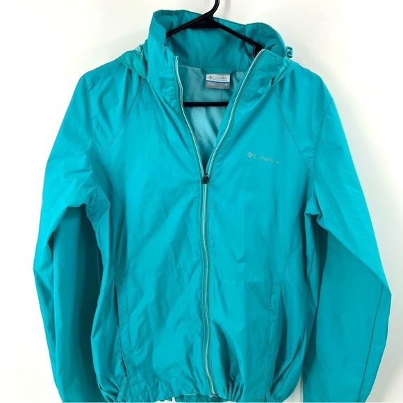 Columbia lightweight Rain Jacket with hoodie - Picture 3 of 8